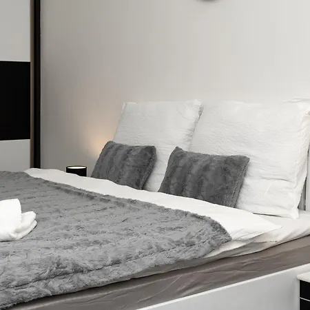 New Beautiful In The Center Of With Option Garage Parking Apartman Ostrava