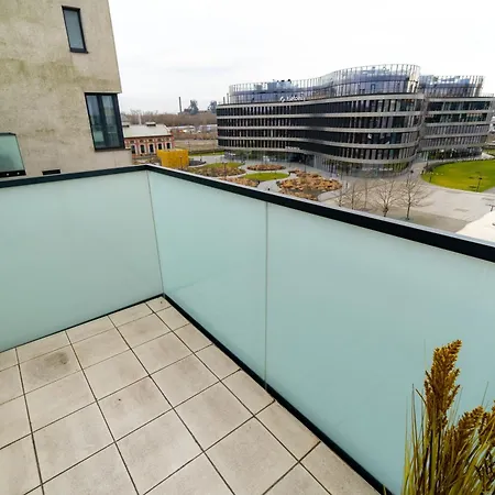 New Beautiful In The Center Of With Option Garage Parking Apartman