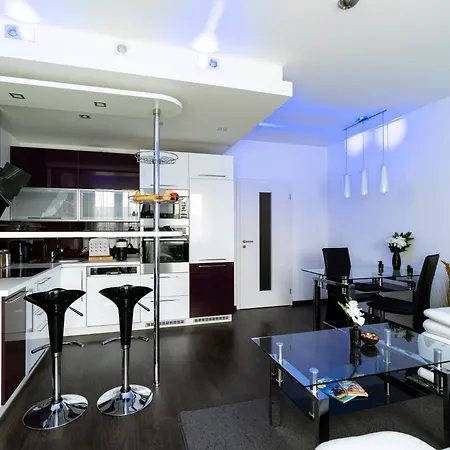 Apartamento New Beautiful In The Center Of With Option Garage Parking