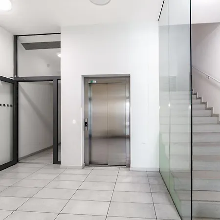New Beautiful In The Center Of With Option Garage Parking Apartamento *